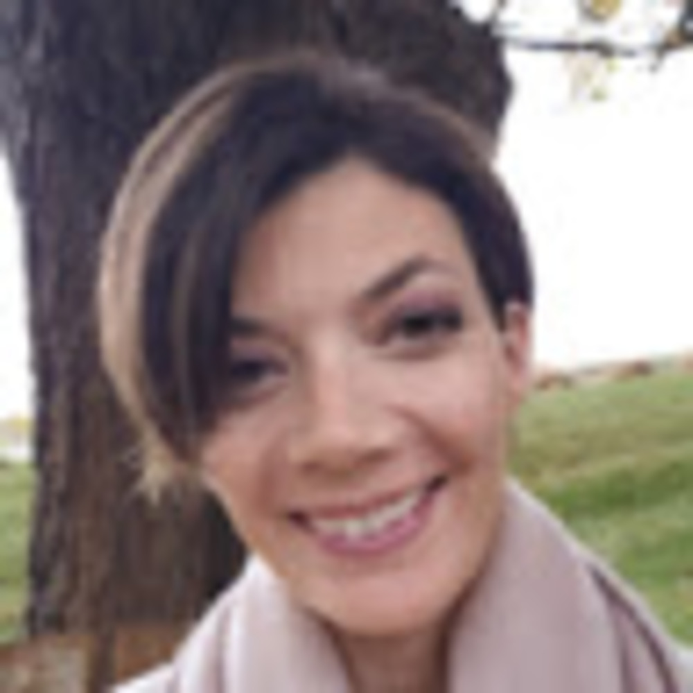 Meet your Posher, Crystal